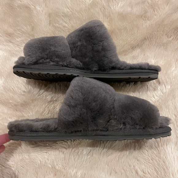 EMU AUSTRALIA FUFFY SLIPPERS - Picture 3 of 14